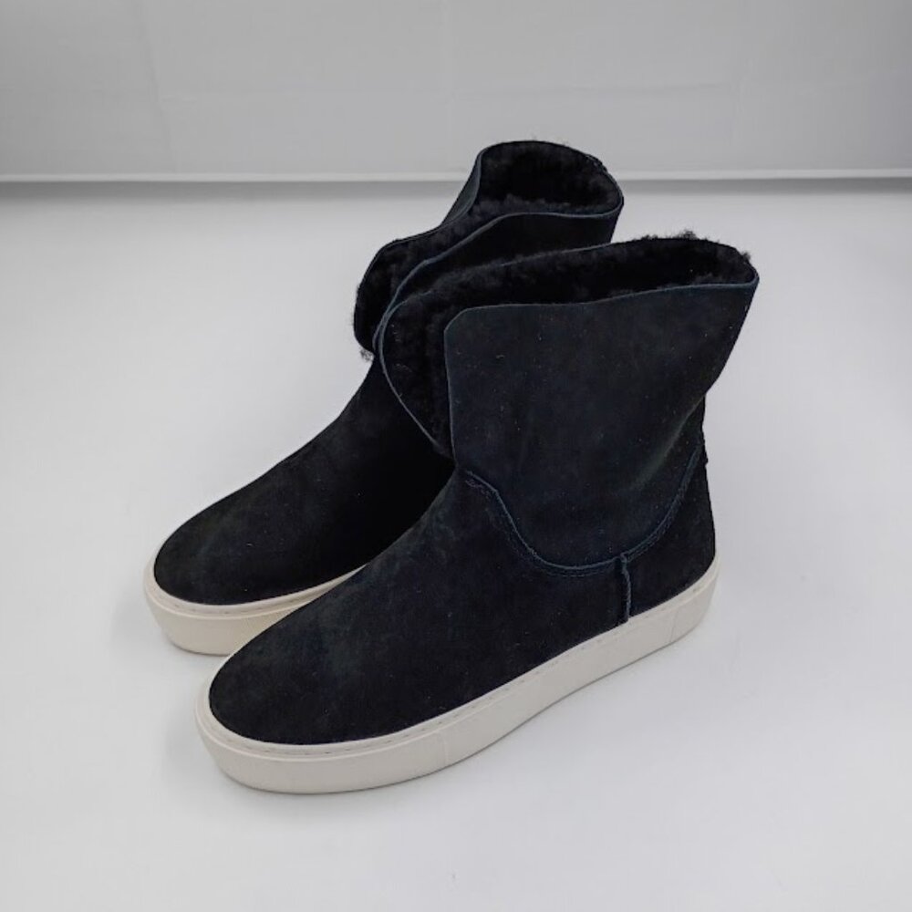 UGG Lynus Pull-On Booties, Black, Women's Size 6